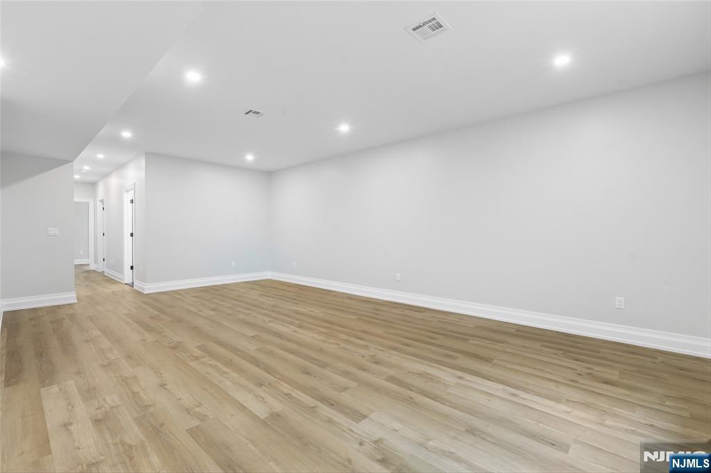 367 Johnson Avenue Property Photo 27