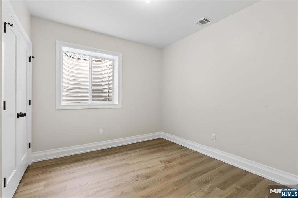 367 Johnson Avenue Property Photo 30