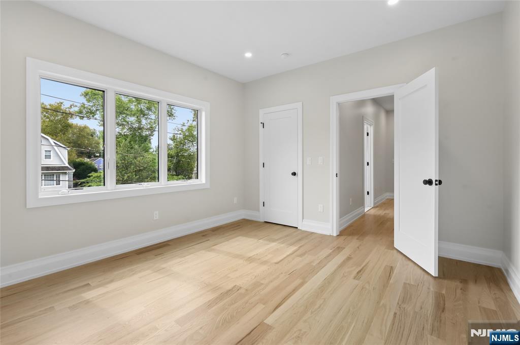 367 Johnson Avenue Property Photo 38