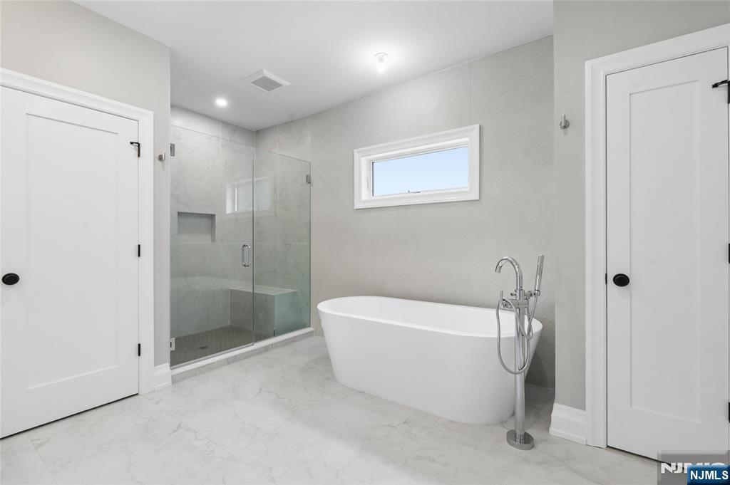 367 Johnson Avenue Property Photo 45