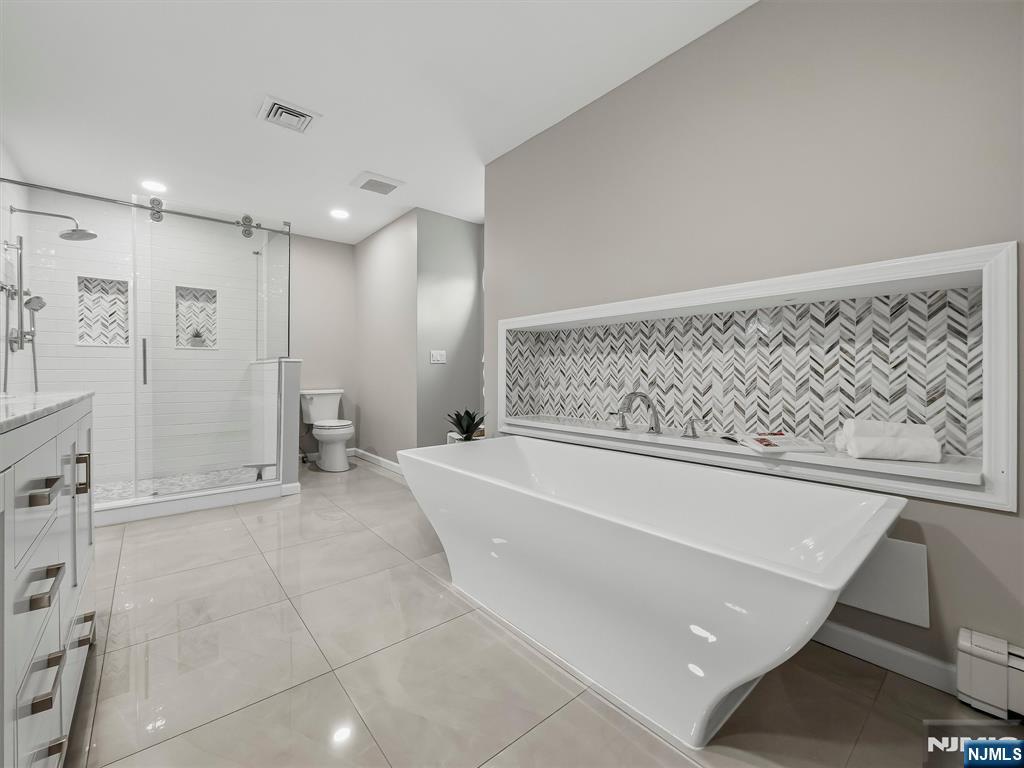 22 Millstream Road Property Photo 26