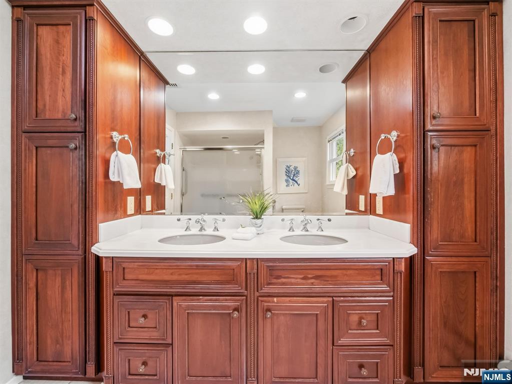 345 Shadyside Road Property Photo 17