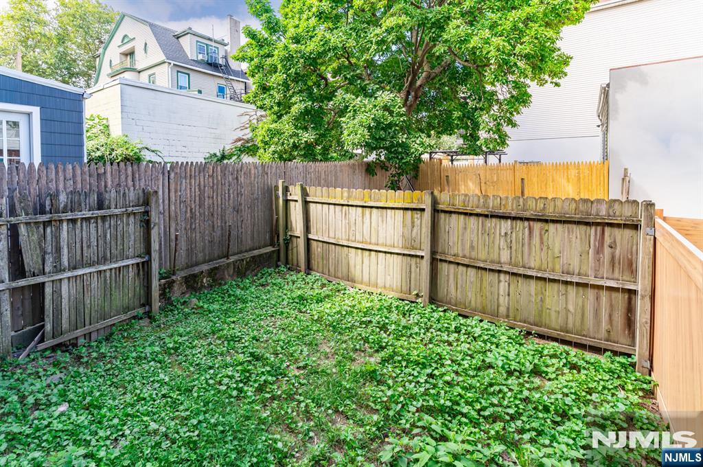 43 Webster Avenue Property Photo 15
