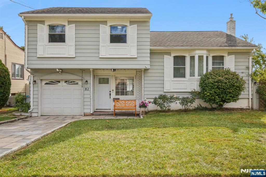 82 Eaton Place Property Photo 1