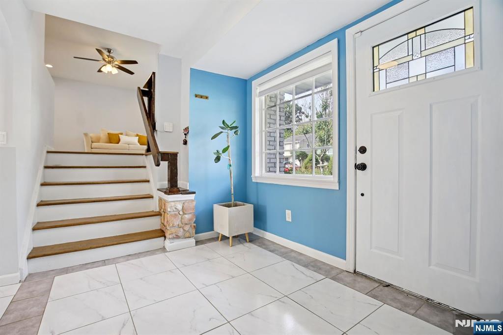 82 Eaton Place Property Photo 3