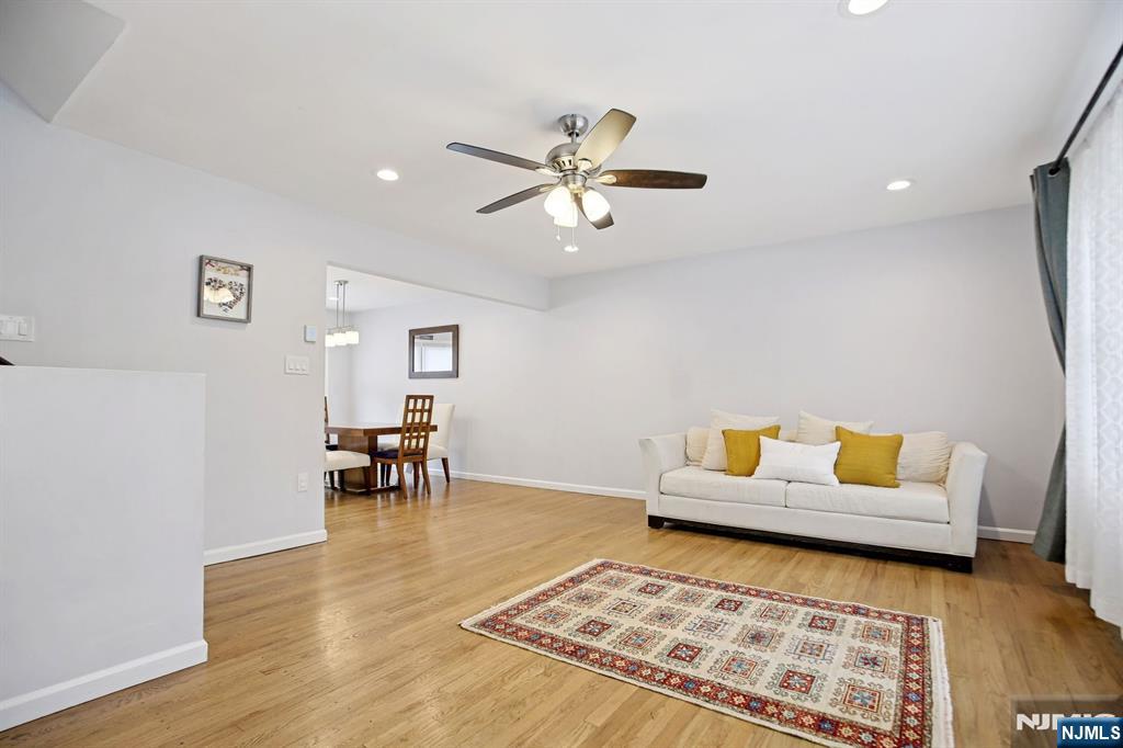 82 Eaton Place Property Photo 4