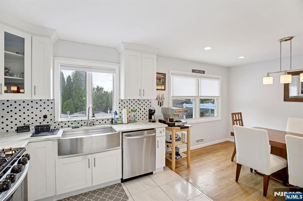 82 Eaton Place Property Photo 15
