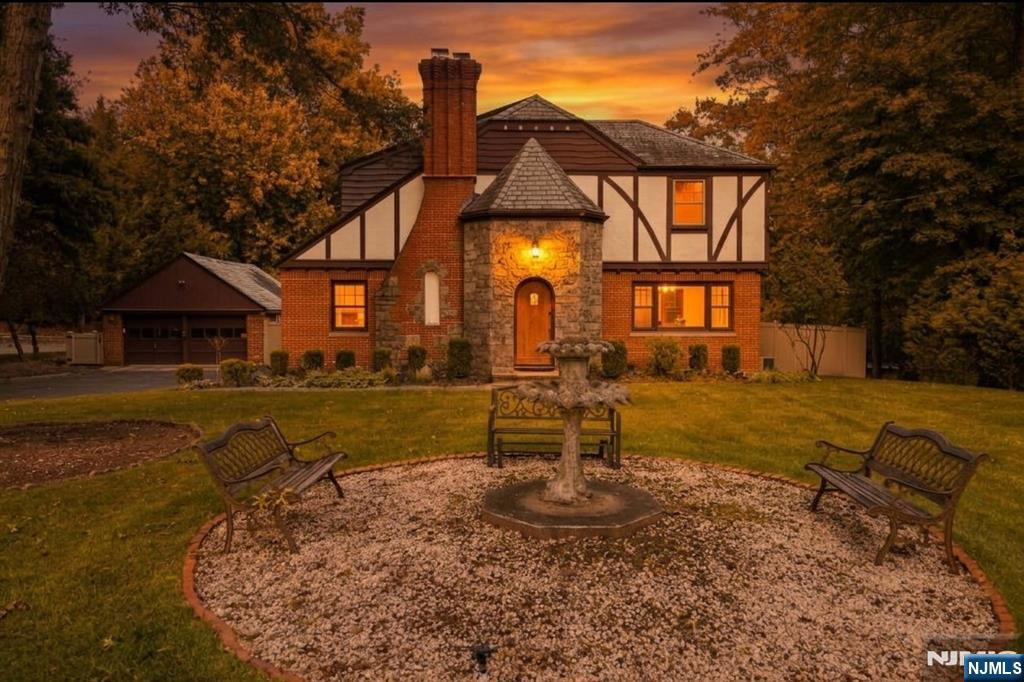 587 Closter Dock Road