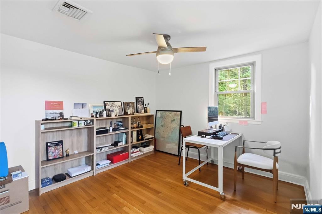 587 Closter Dock Road Property Photo 12