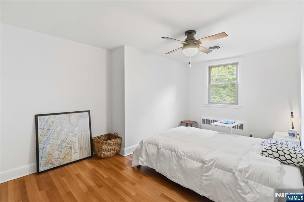 587 Closter Dock Road Property Photo 14