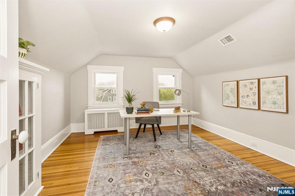 578 Ridgewood Avenue Property Photo 41