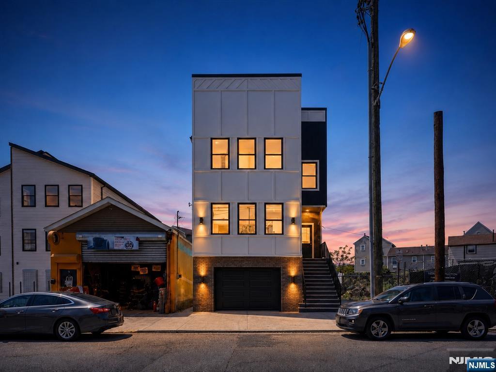 54 Pennsylvania Avenue Property Photo 1