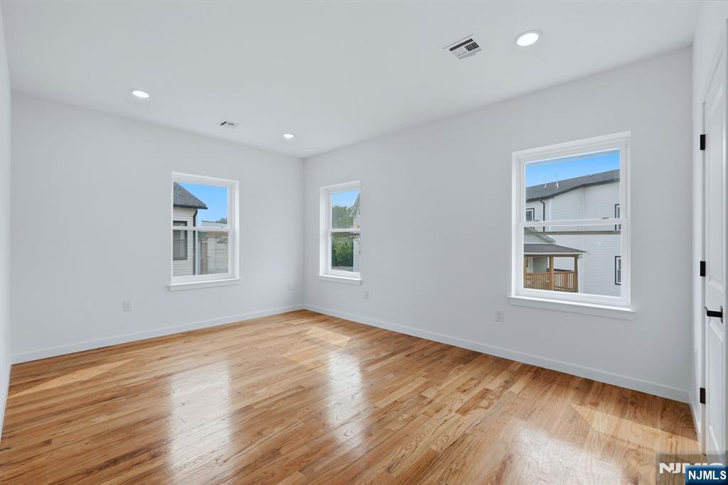 54 Pennsylvania Avenue Property Photo 10