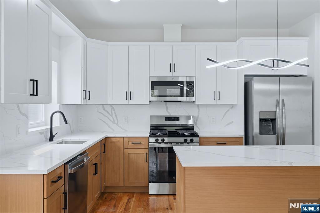 54 Pennsylvania Avenue Property Photo 15