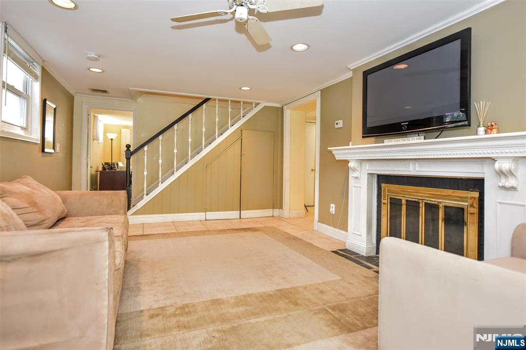 486 W Saddle River Road Property Photo 23