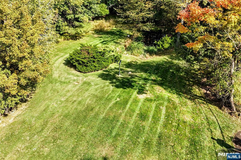 486 W Saddle River Road Property Photo 33