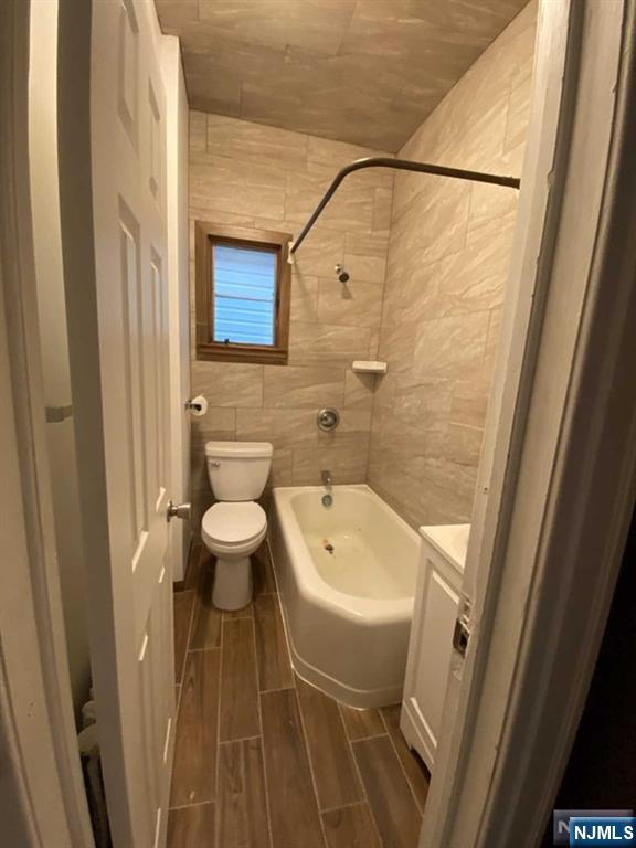 9 Blakely Place Property Photo 4