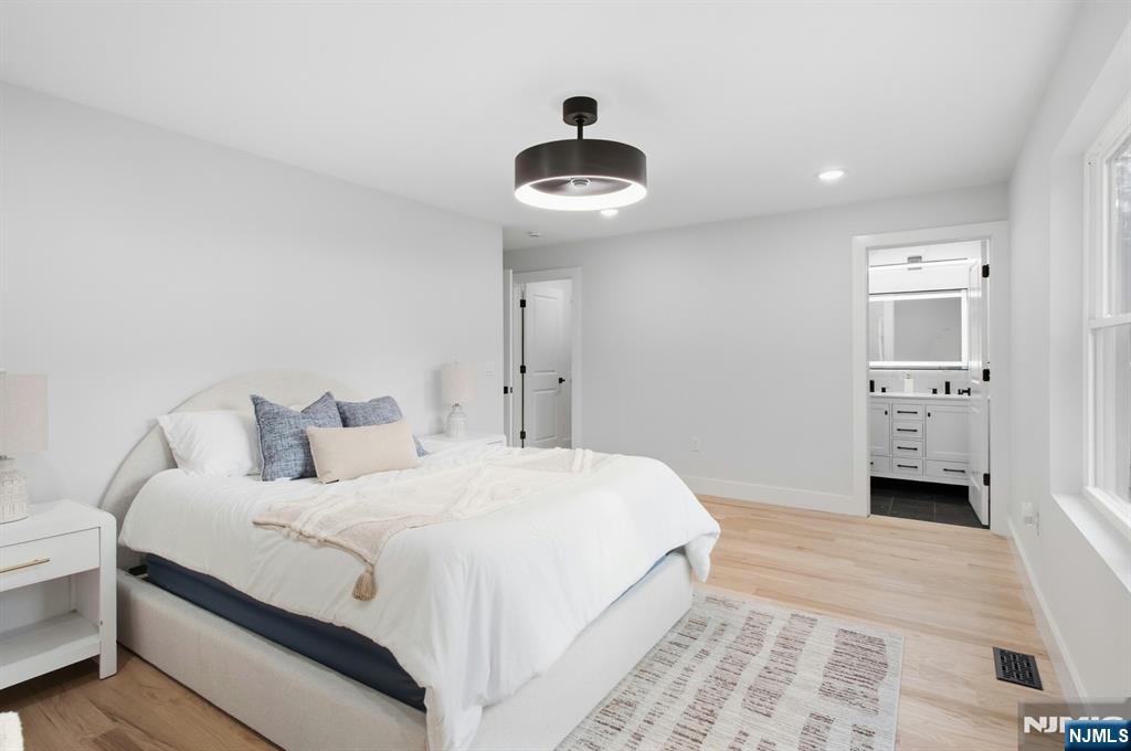 257 7th Street Property Photo 19