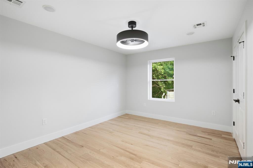 257 7th Street Property Photo 41