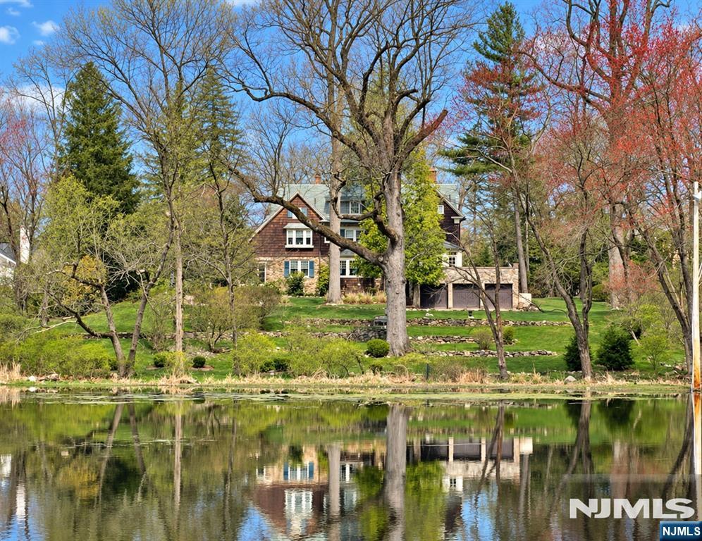 105 Rensselaer Road Property Photo 2