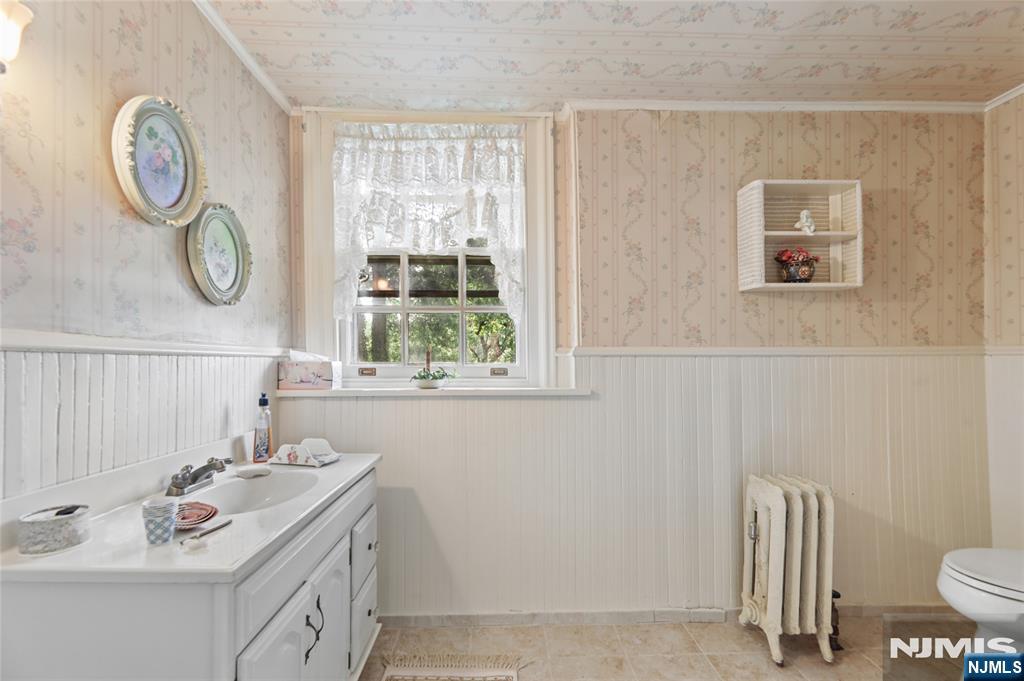 105 Rensselaer Road Property Photo 32