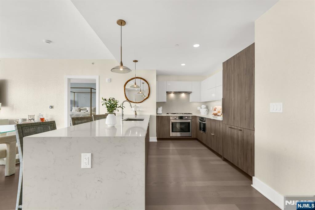 9 Ave At Port Imperial 1009 Property Photo 3