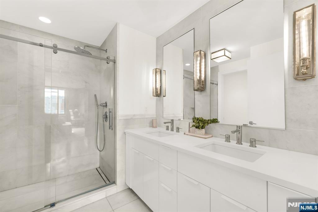 9 Ave At Port Imperial 1009 Property Photo 18
