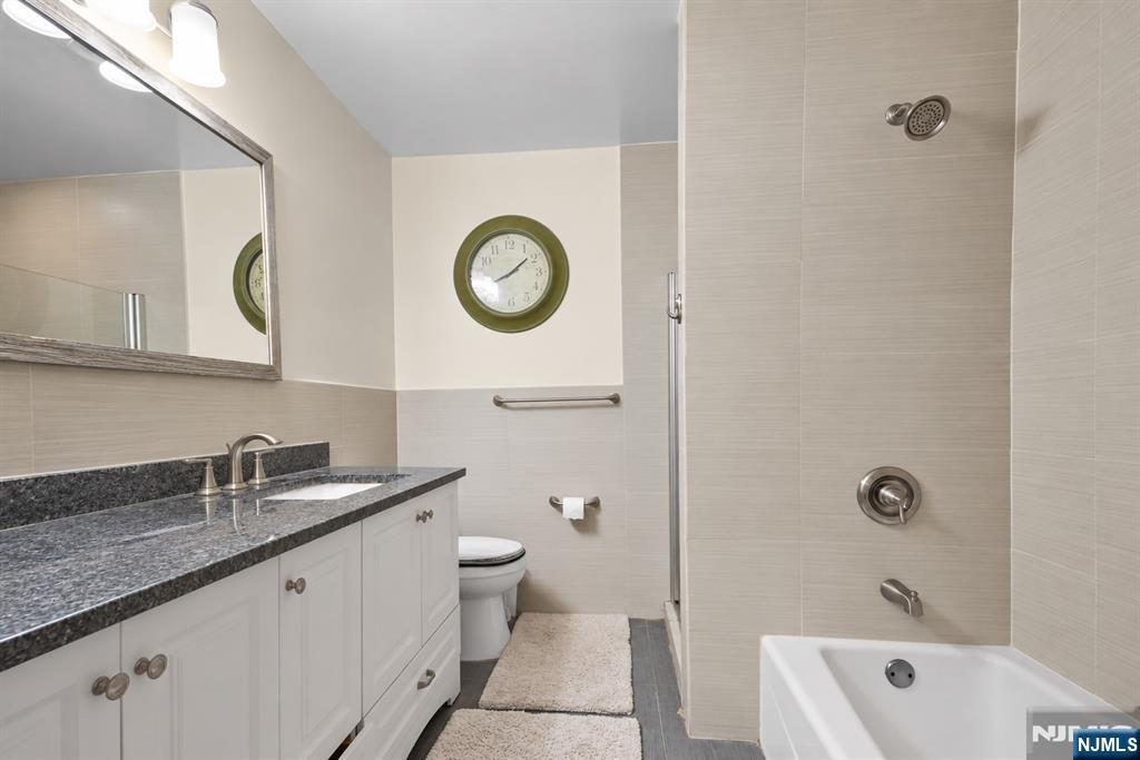 100 Crown Court 461 Property Photo 20
