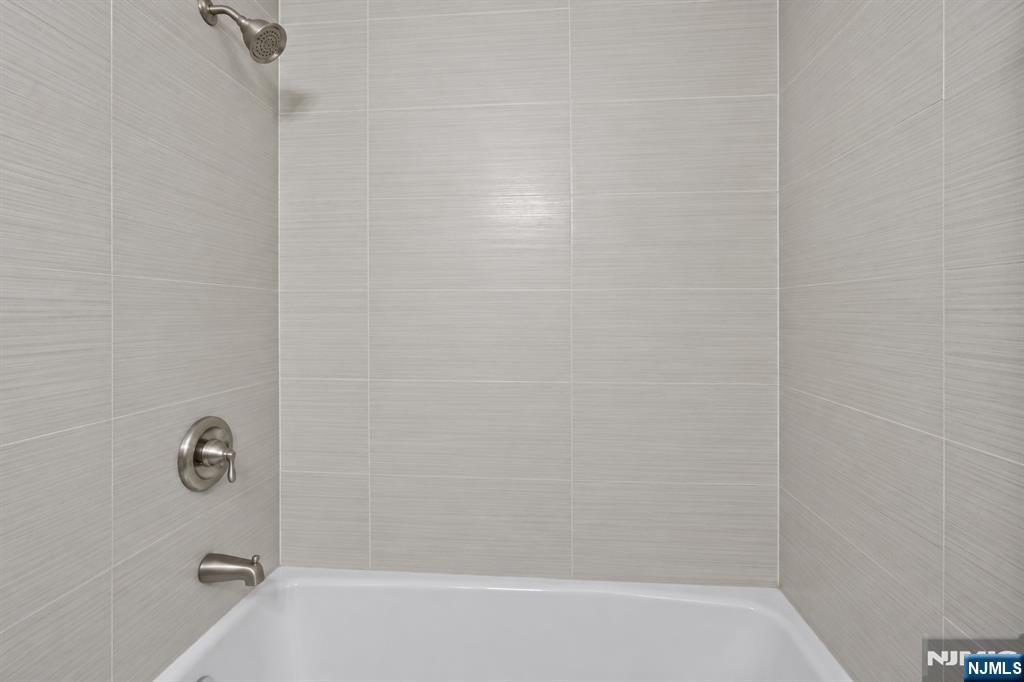 100 Crown Court 461 Property Photo 22