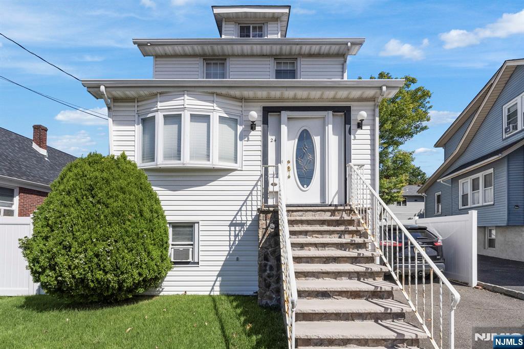24 Helen Street Property Photo 1