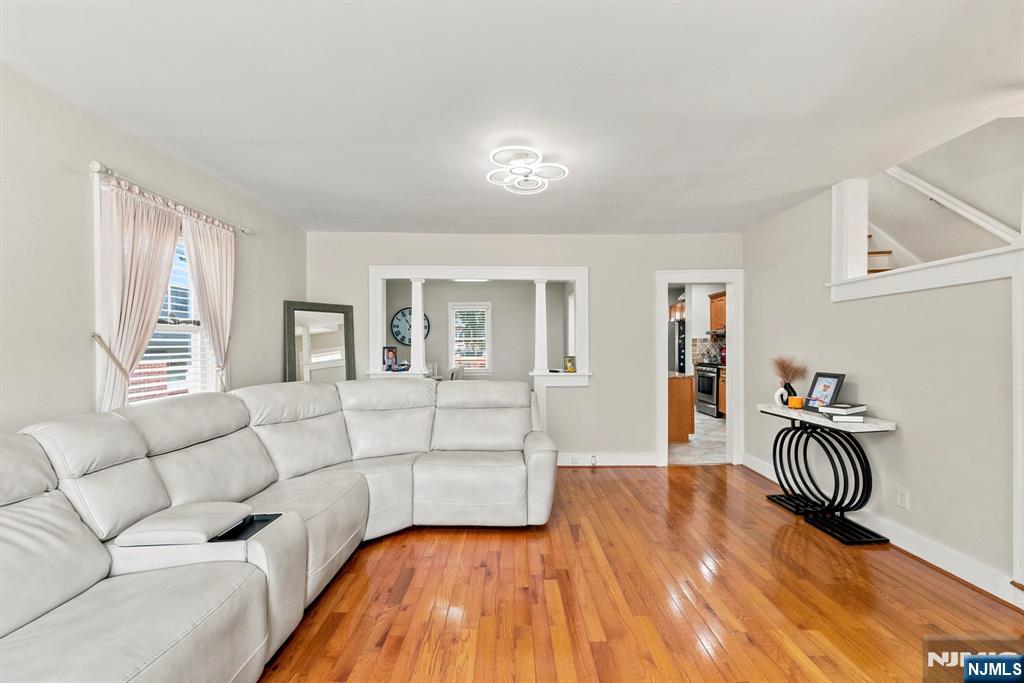 24 Helen Street Property Photo 5