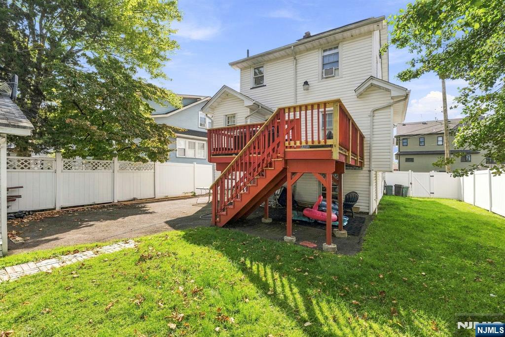 24 Helen Street Property Photo 17