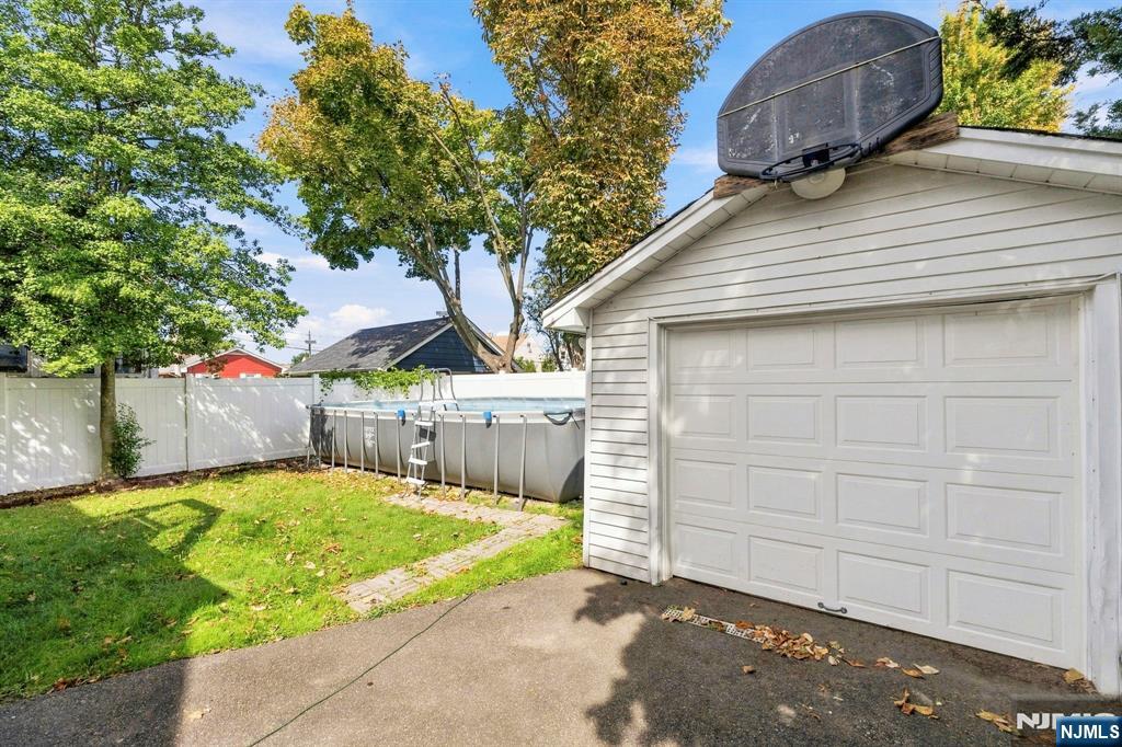 24 Helen Street Property Photo 18