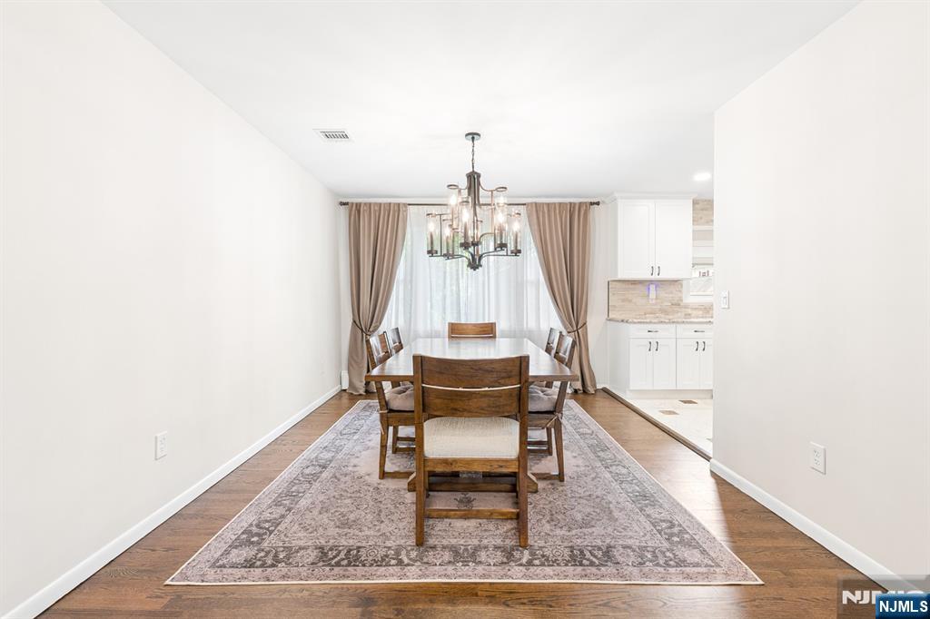 193 New York Avenue Property Photo 7