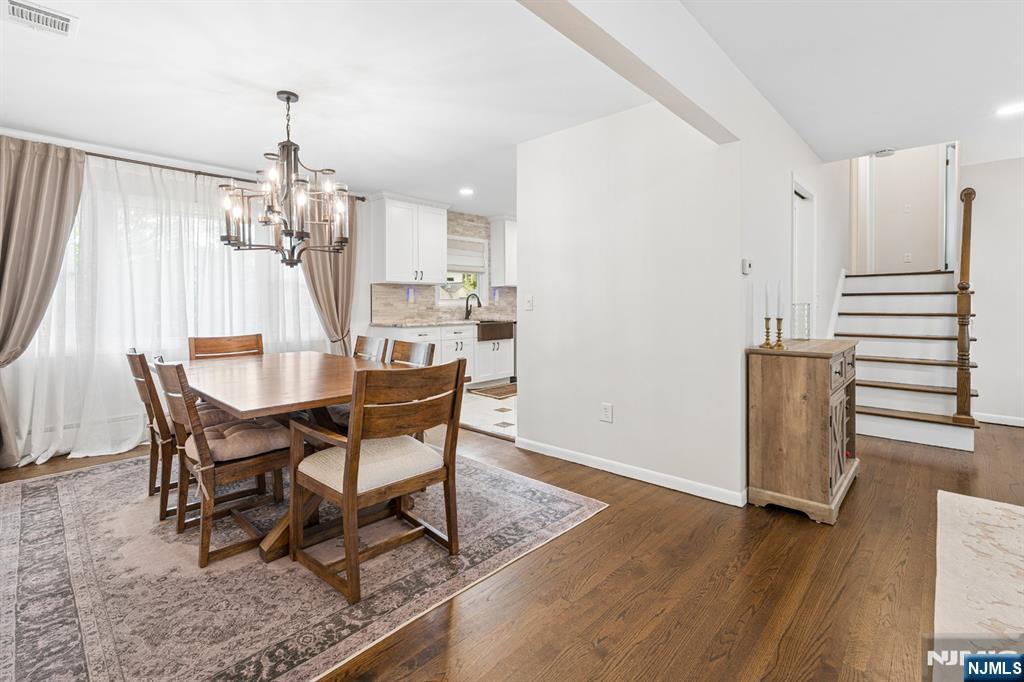 193 New York Avenue Property Photo 8