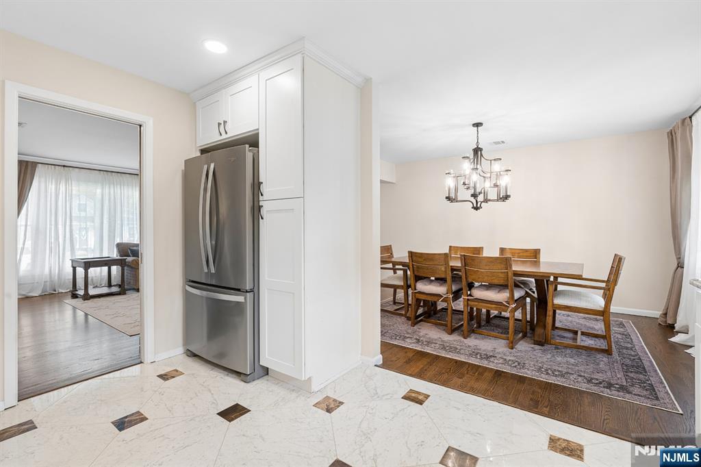 193 New York Avenue Property Photo 12