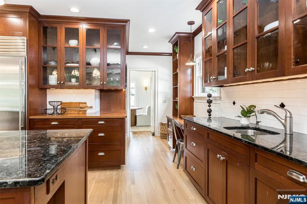 121 Christopher Street Property Photo 14