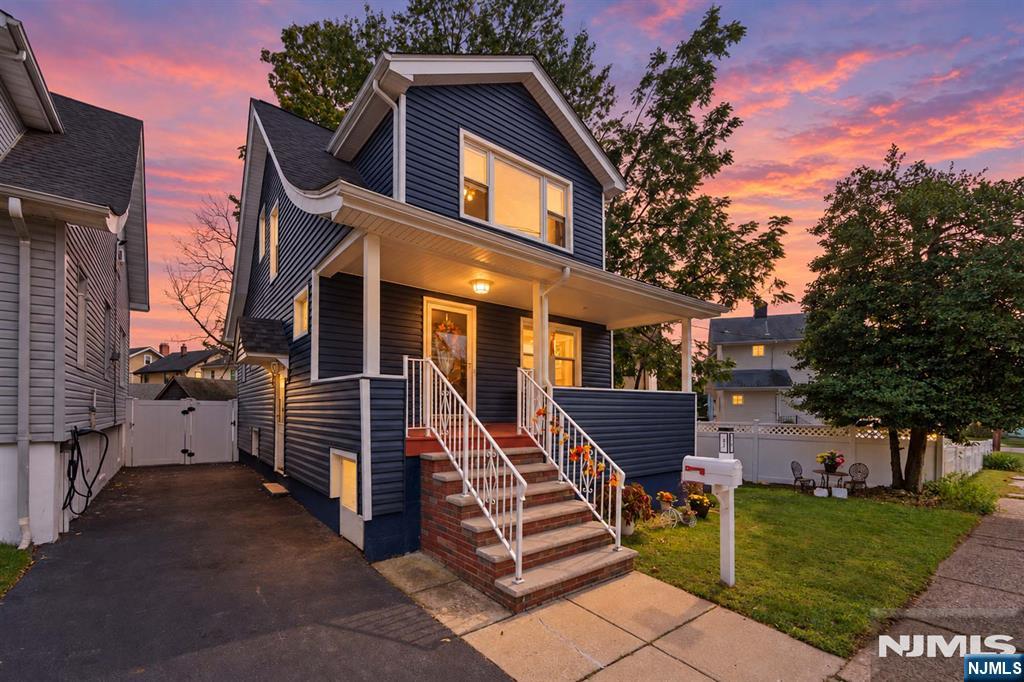 15 Laurel Street Property Photo 3