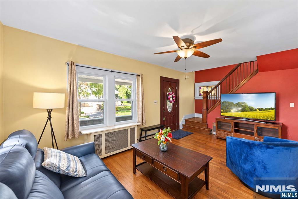 15 Laurel Street Property Photo 12