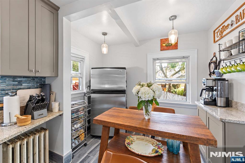 15 Laurel Street Property Photo 18