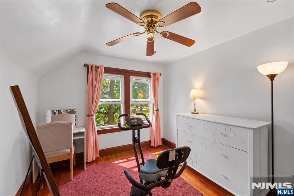 15 Laurel Street Property Photo 31