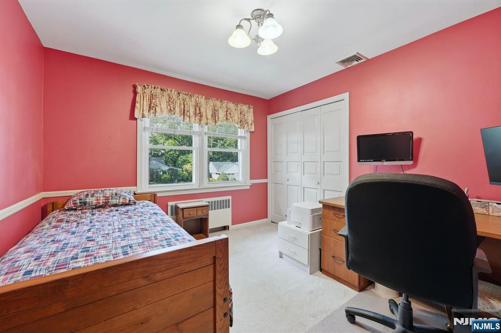 297 Gramercy Place Property Photo 23