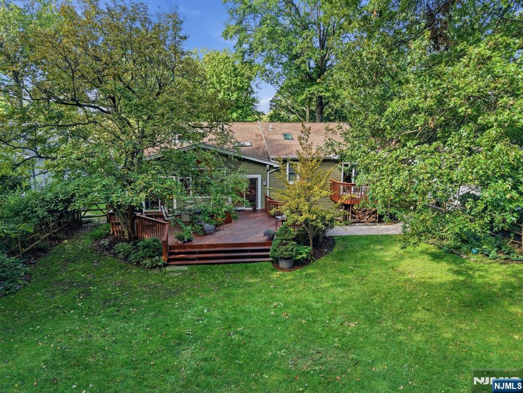 297 Gramercy Place Property Photo 43