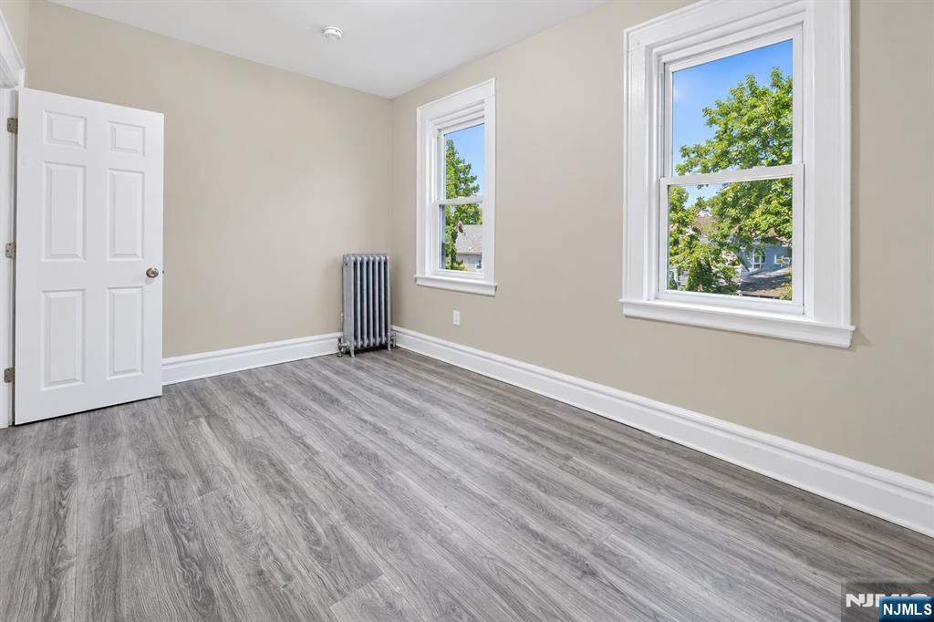 17 Arverne Terrace Property Photo 3