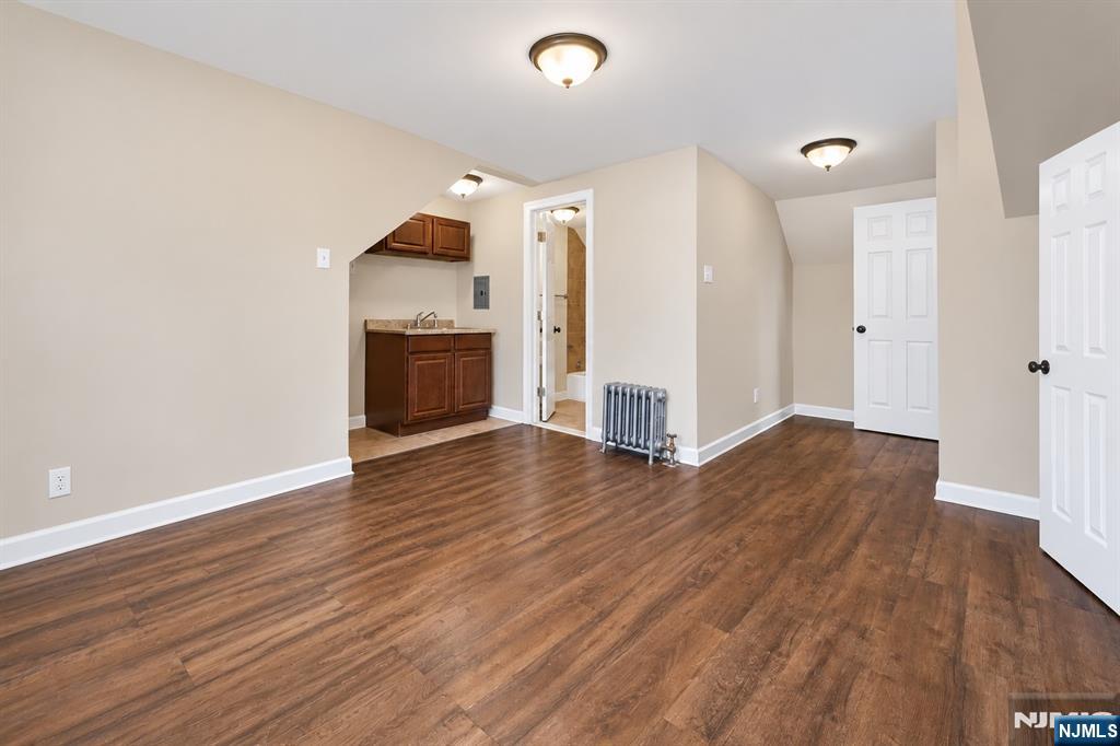 17 Arverne Terrace Property Photo 17