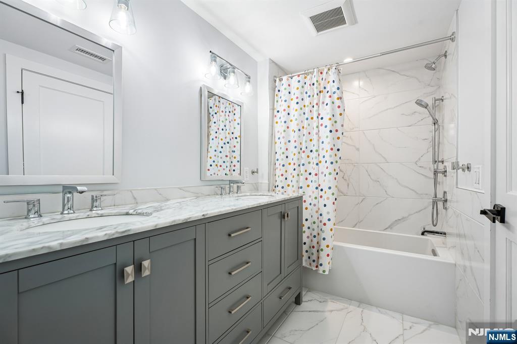 186 Midwood Road Property Photo 32