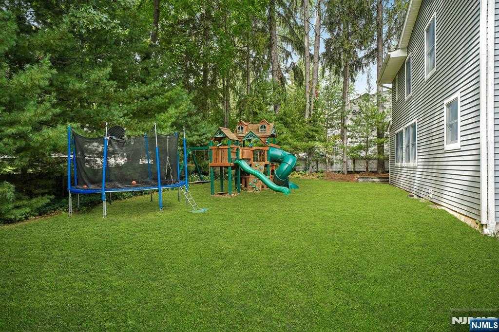 186 Midwood Road Property Photo 38