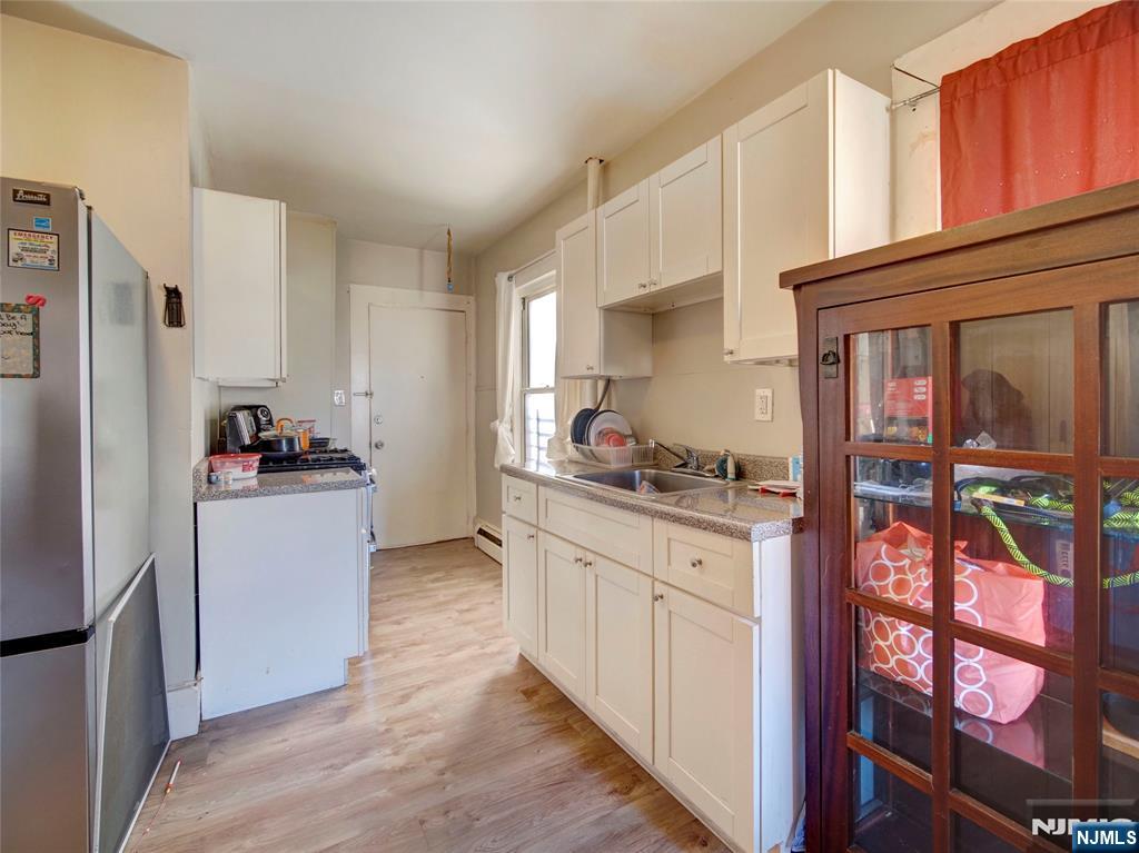 39 Hillman Street Property Photo 2