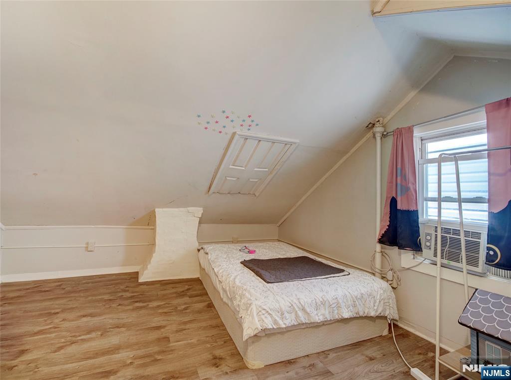 39 Hillman Street Property Photo 9