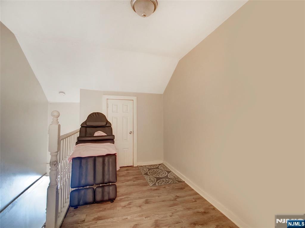39 Hillman Street Property Photo 10